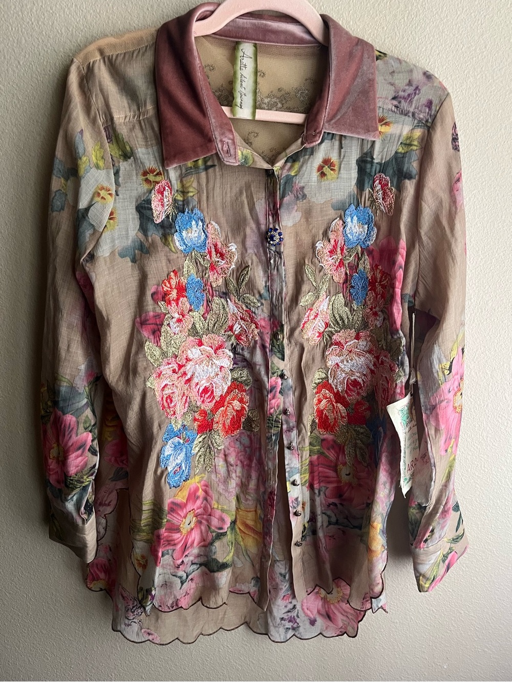 Aratta Velvet-Collar Blouse in Mauve with Cream Label